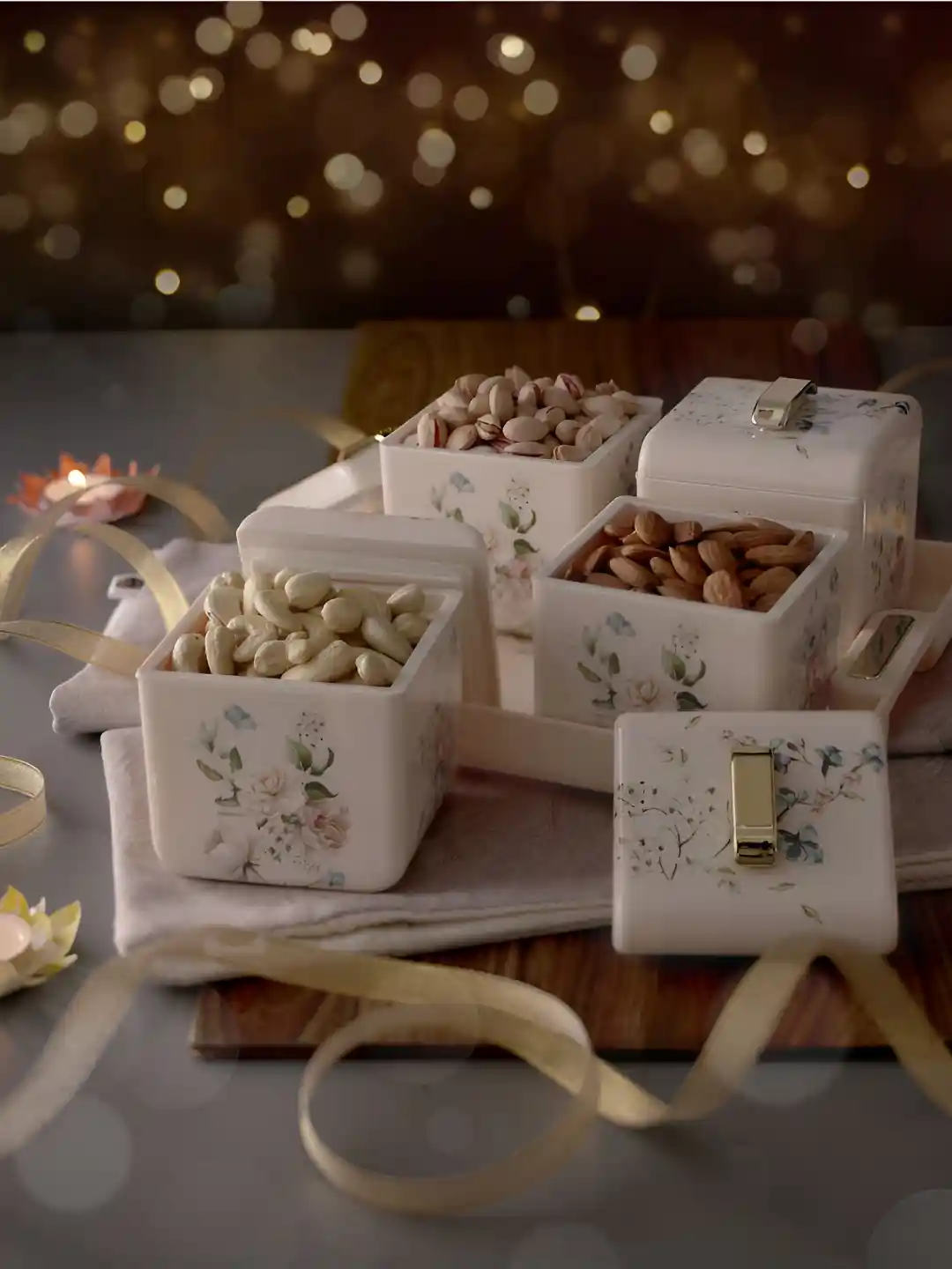 Buy Nayasa Miracle Set of Beige Air Tight BPA Free Food Grade