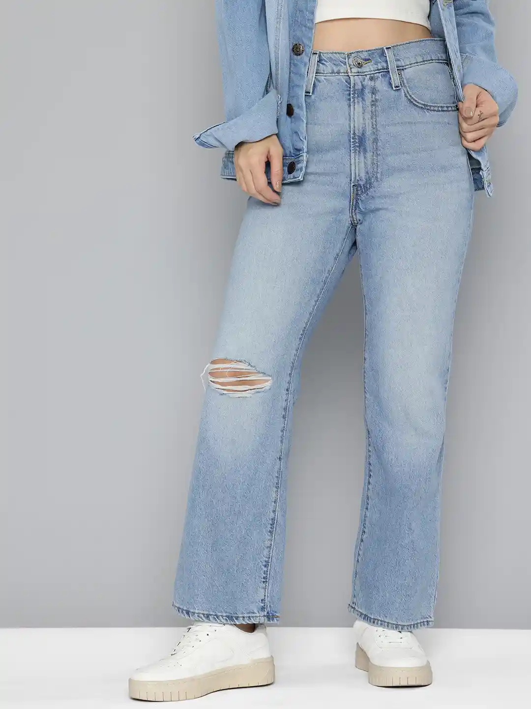 Levis Women Bootcut High-Rise Mildly Distressed Light Fade Jeans