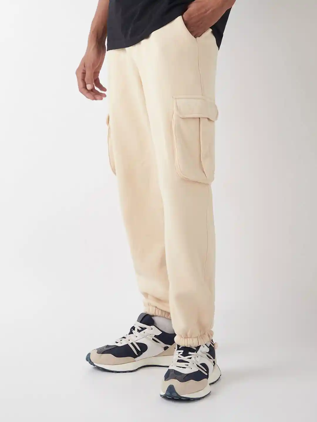 Buy Bewakoof Heavy Duty Men's Cream Oversized Cargo Joggers