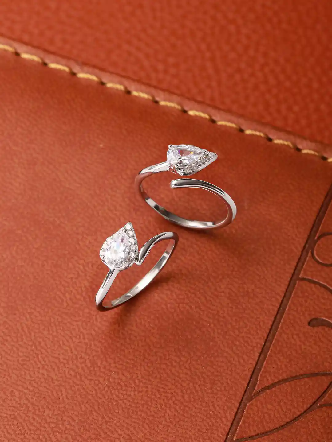 Buy SARAF SILVERETZ 925 Sterling Silver-Plated American Diamond