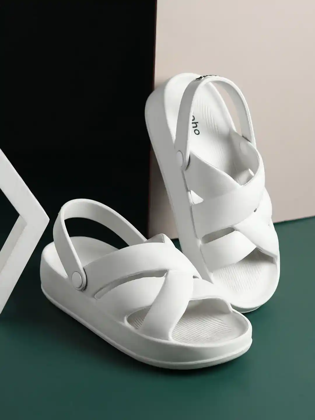 Buy Yoho Women Wanderz Lightweight Chunky Crisscross Platform