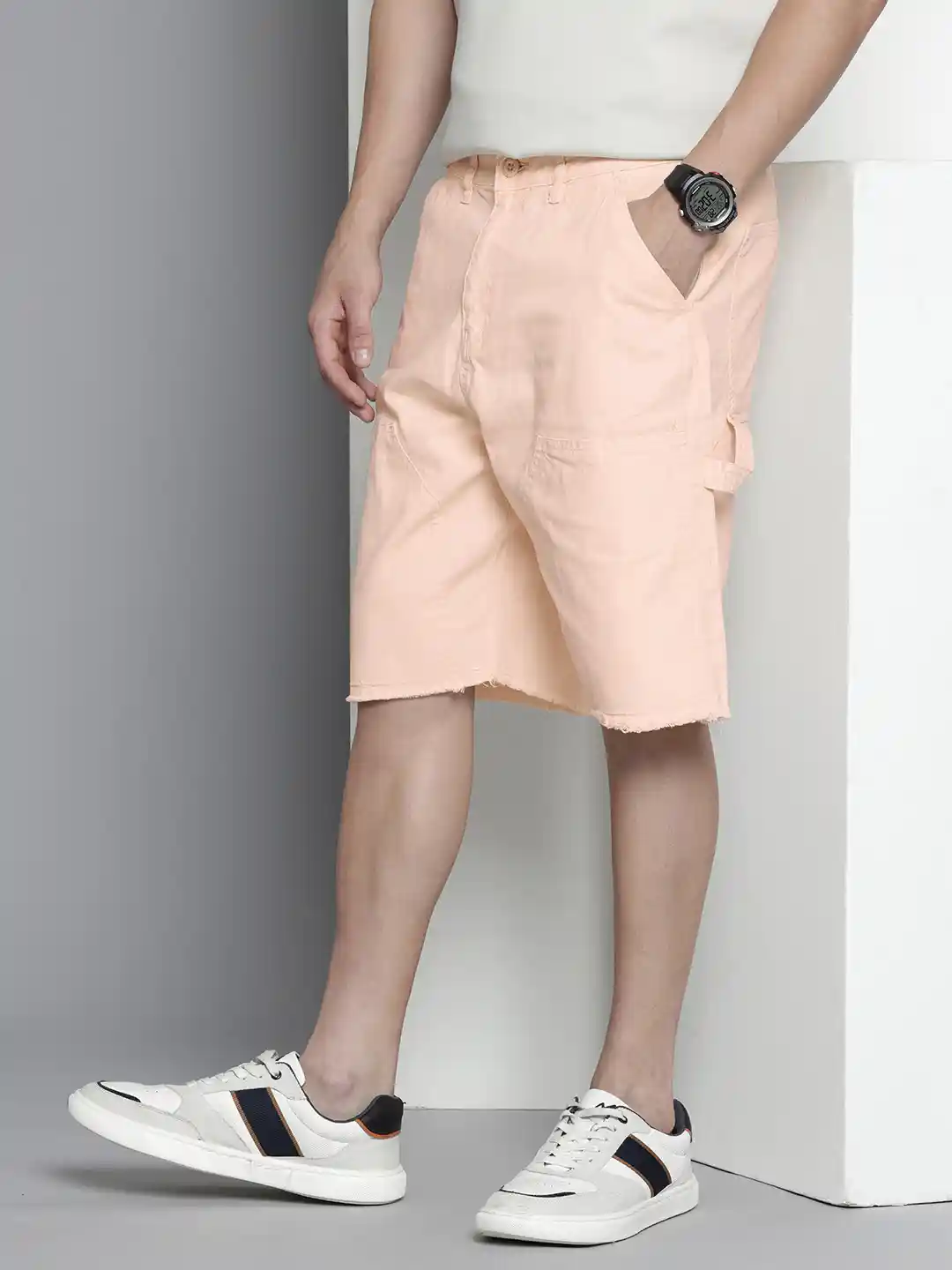 Buy The Indian Garage Men Relaxed Fit Pure Cotton Cargo Shorts