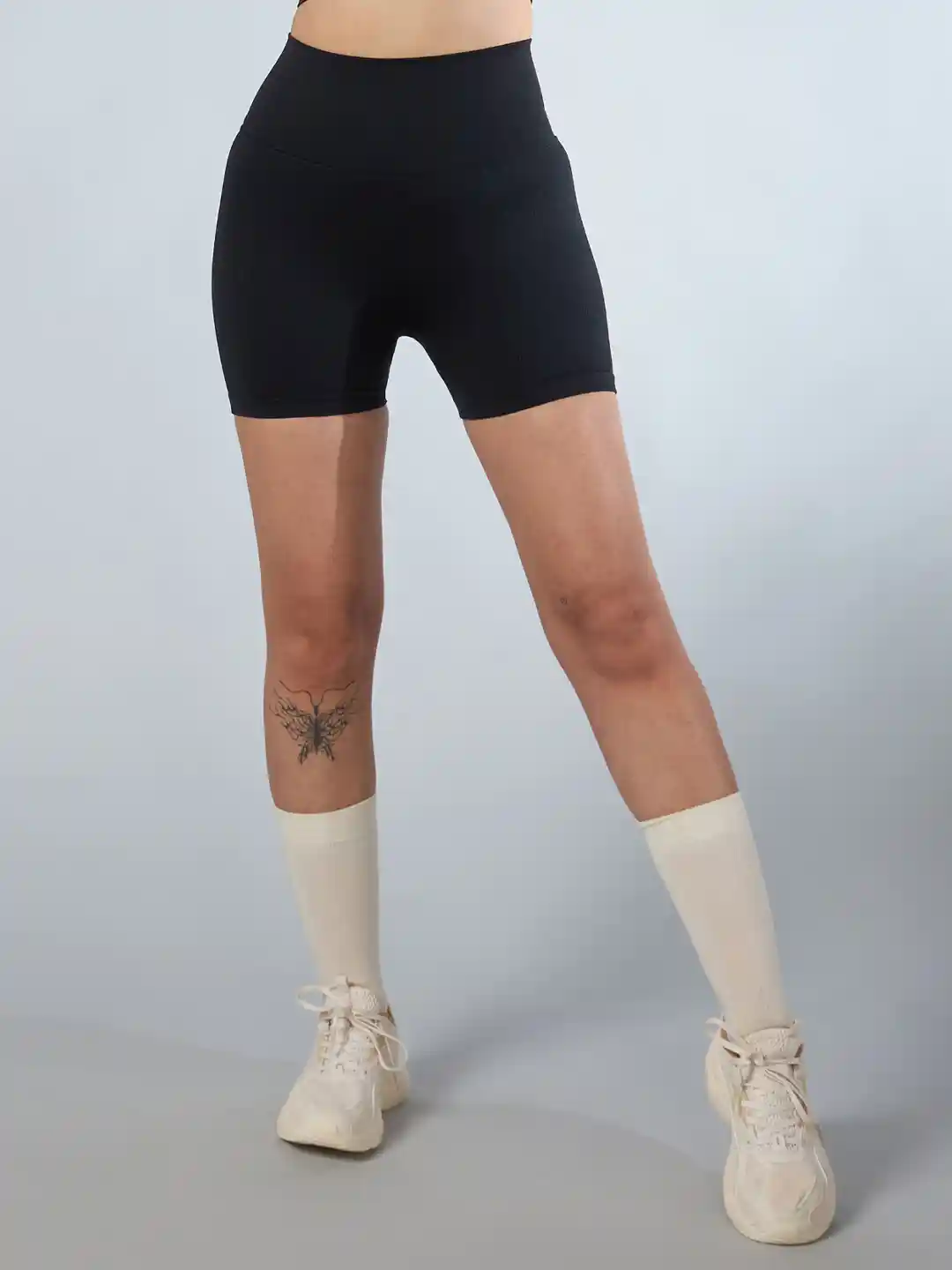 CULT Women Black Momentum Seamless Shorts