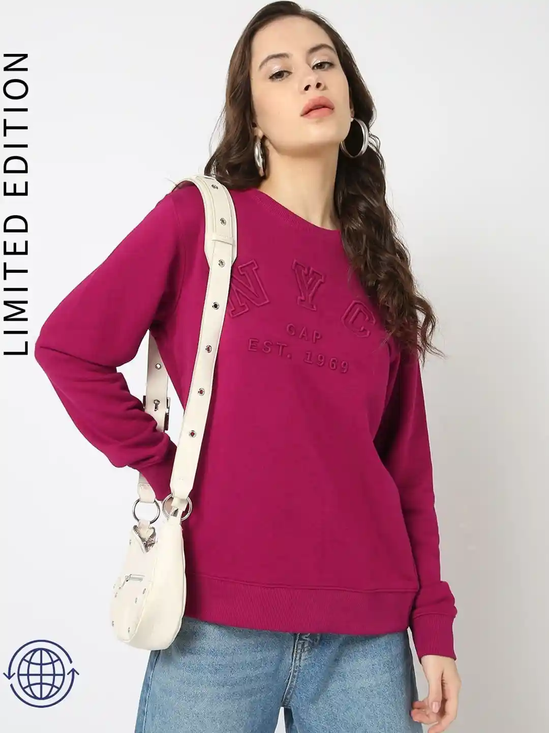 GAP Brand Logo Embroidered Crew Neck Sweatshirt