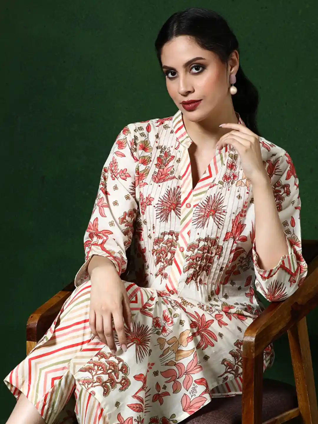 Jaipur Kurti Women Tribal Printed Regular Pure Cotton Kurta Trousers