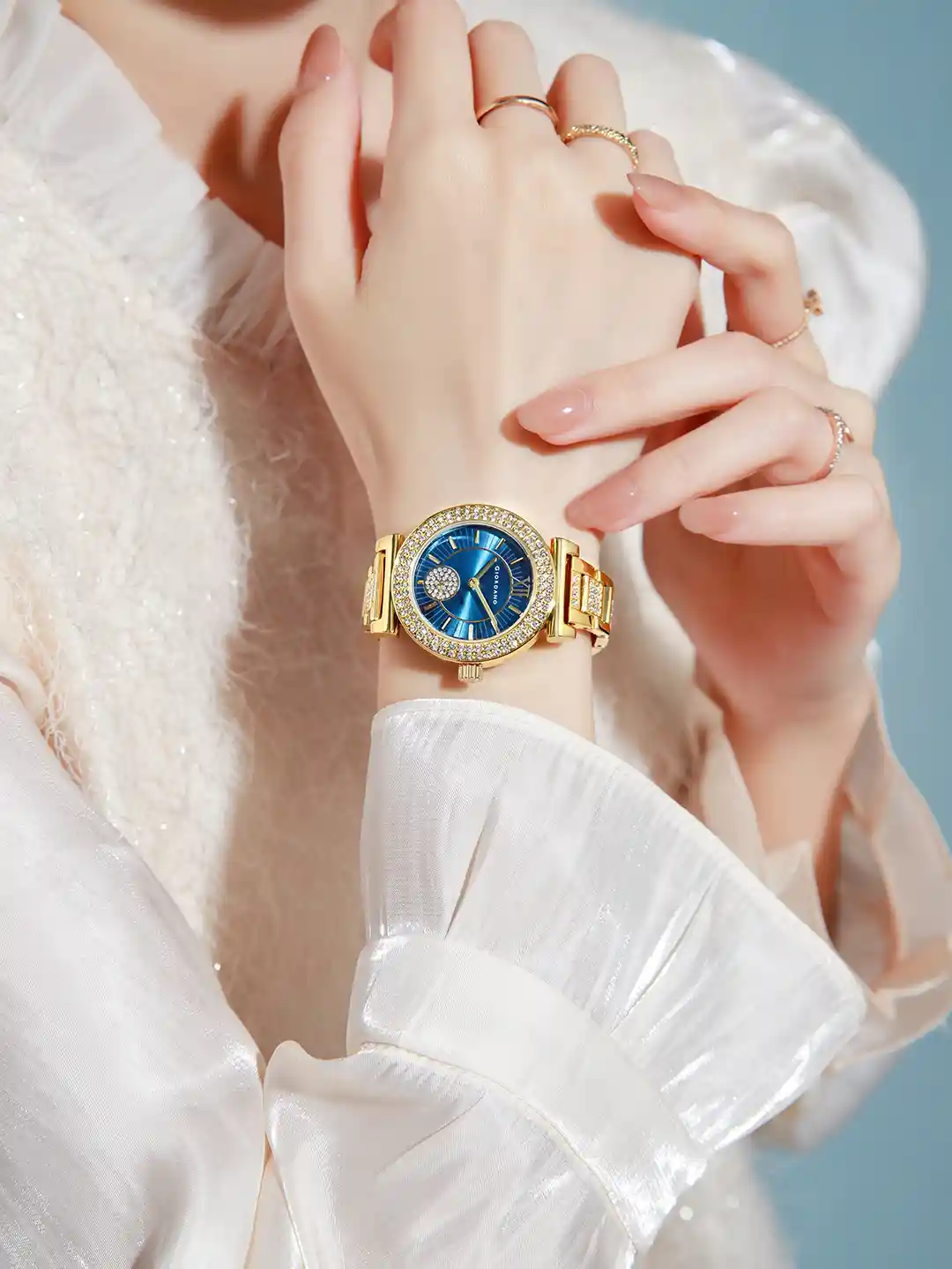 GIORDANO Women Round Dial Stainless Steel Straps Analogue Watch  GZ-60086-22