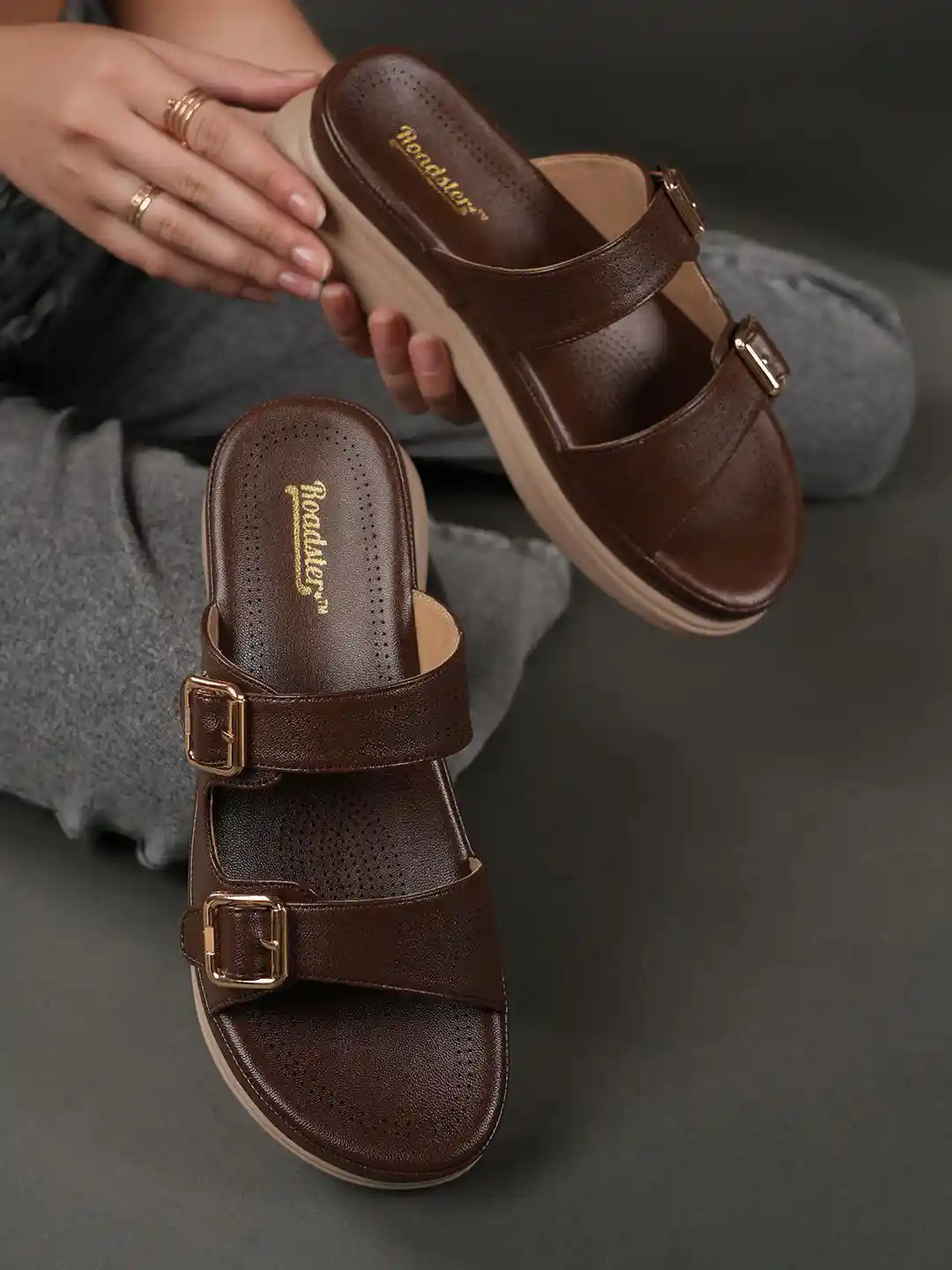 The Roadster Lifestyle Women Buckles Platform Heel Sandal