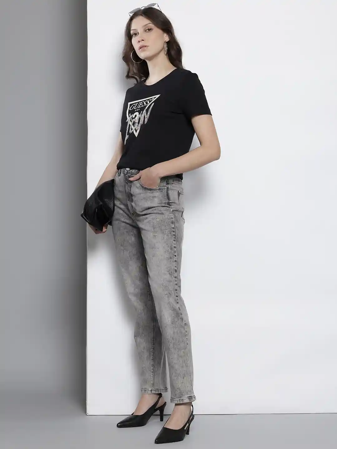 Buy GUESS Women Tapered Mom Fit Mid-Rise Acid Wash Stretchable