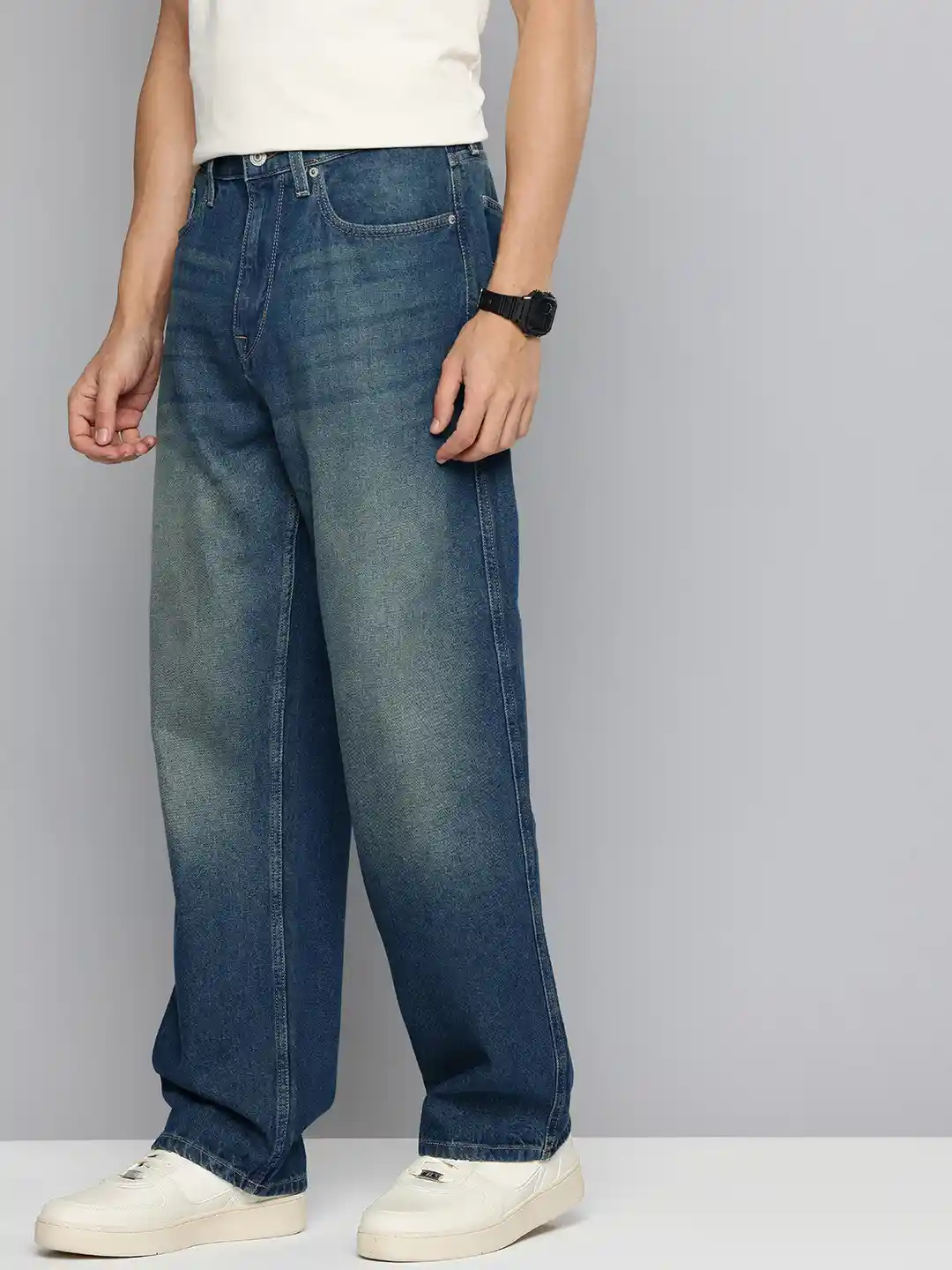 Buy Flying Machine Men F55 Cobain Loose Straight Fit Heavy Fade