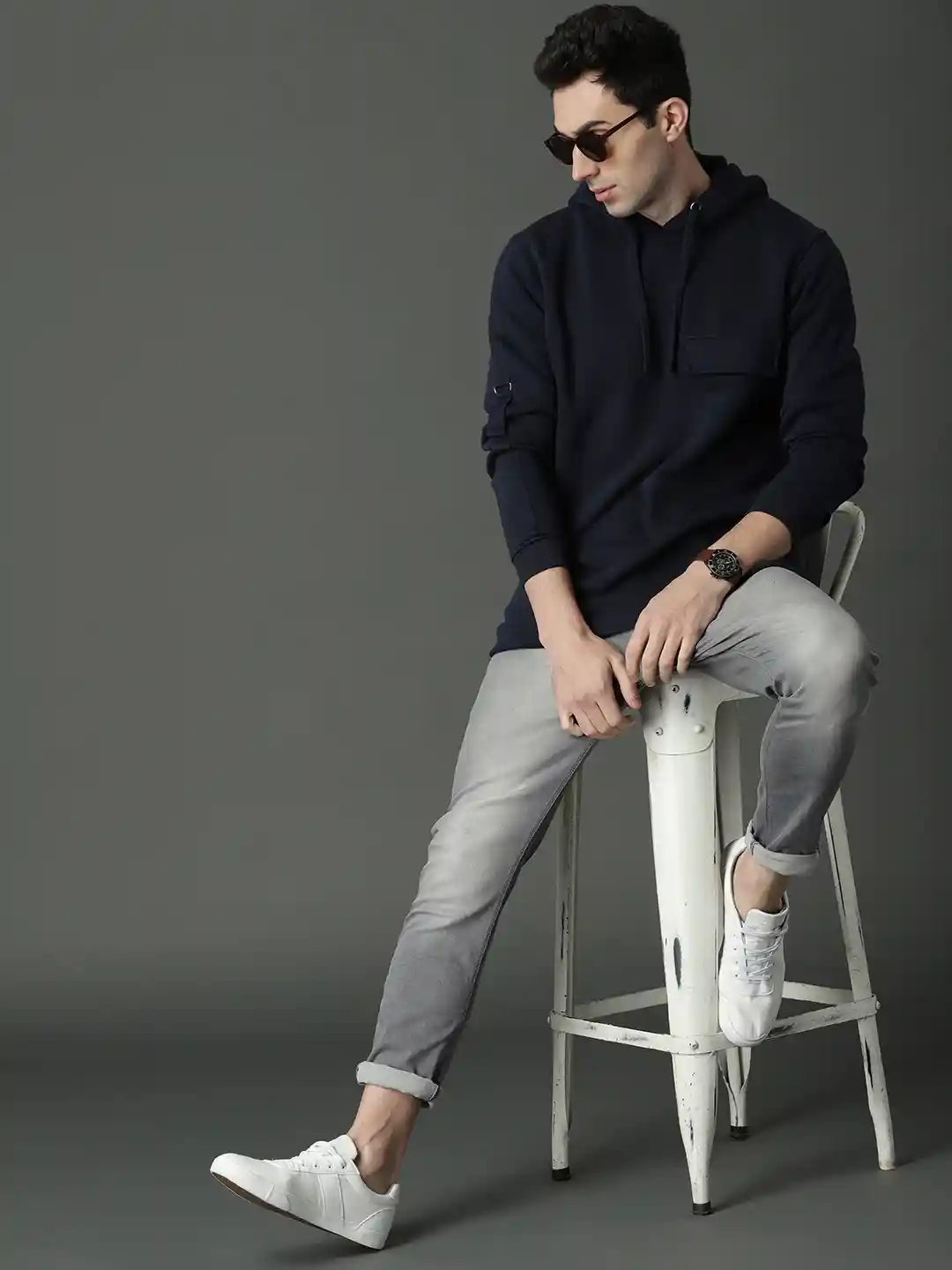 Buy Roadster Men Navy Blue Solid Hooded Sweatshirt - Sweatshirts