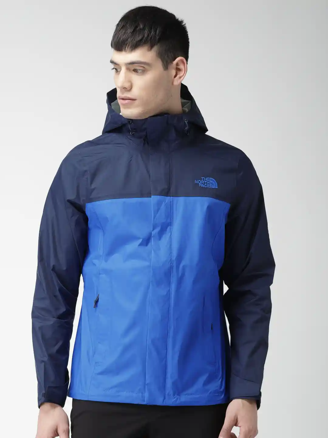 Buy The North Face Men Blue Colourblocked M VENTURE JACKET