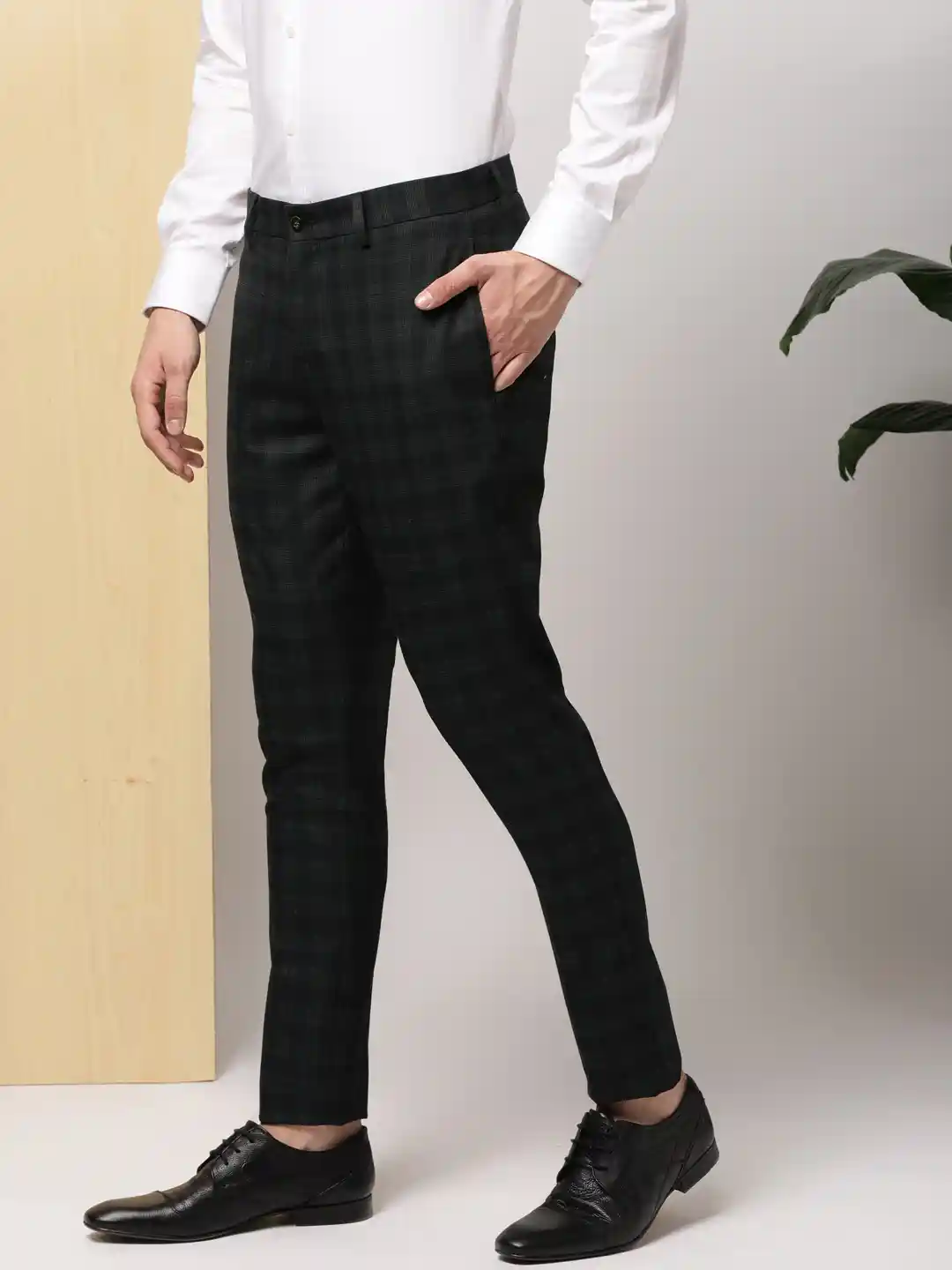 Buy INVICTUS Men Black Slim Fit Checked Formal Trousers Trousers