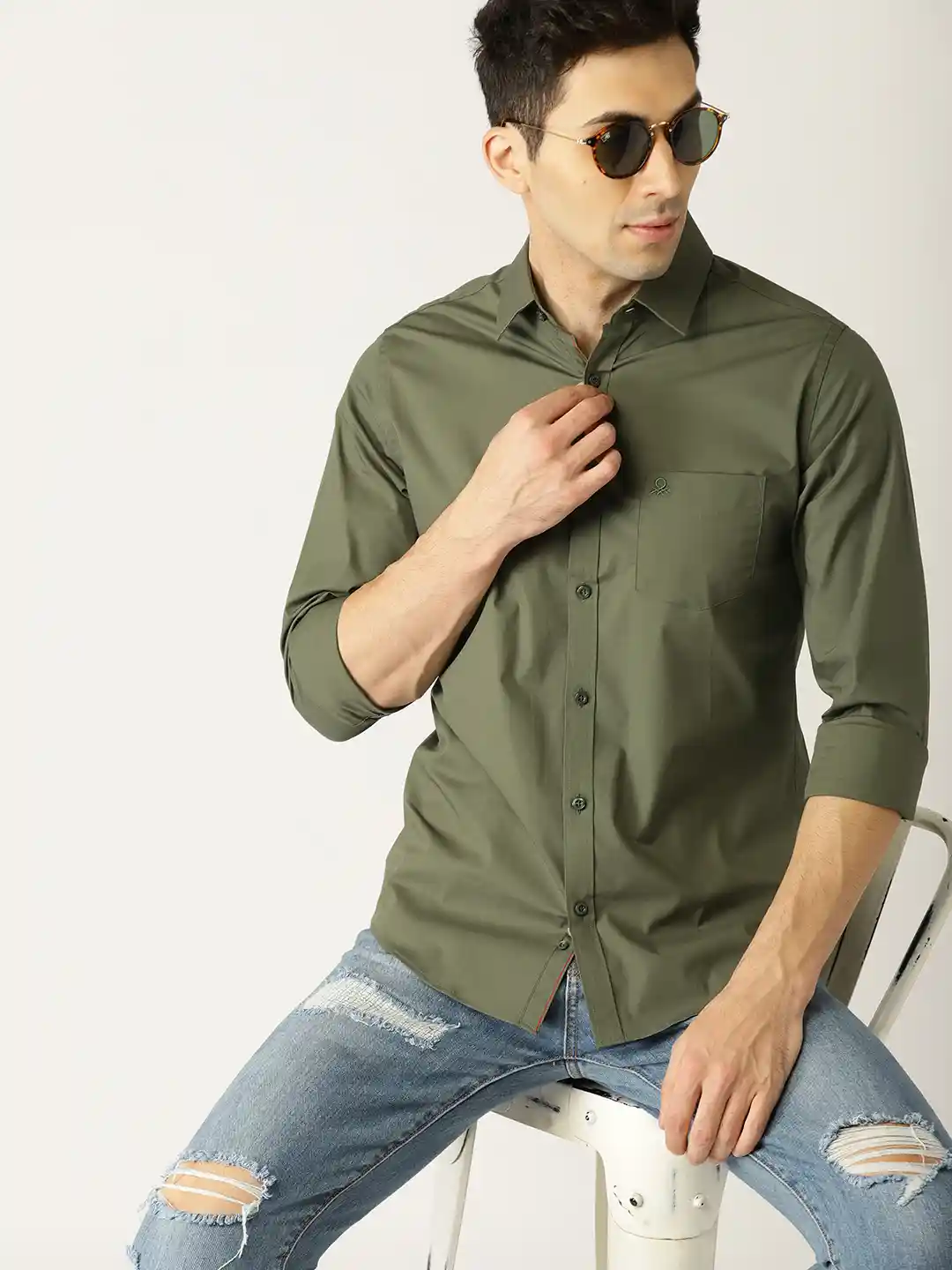 Buy United Colors of Benetton Men Olive Green Regular Fit Solid