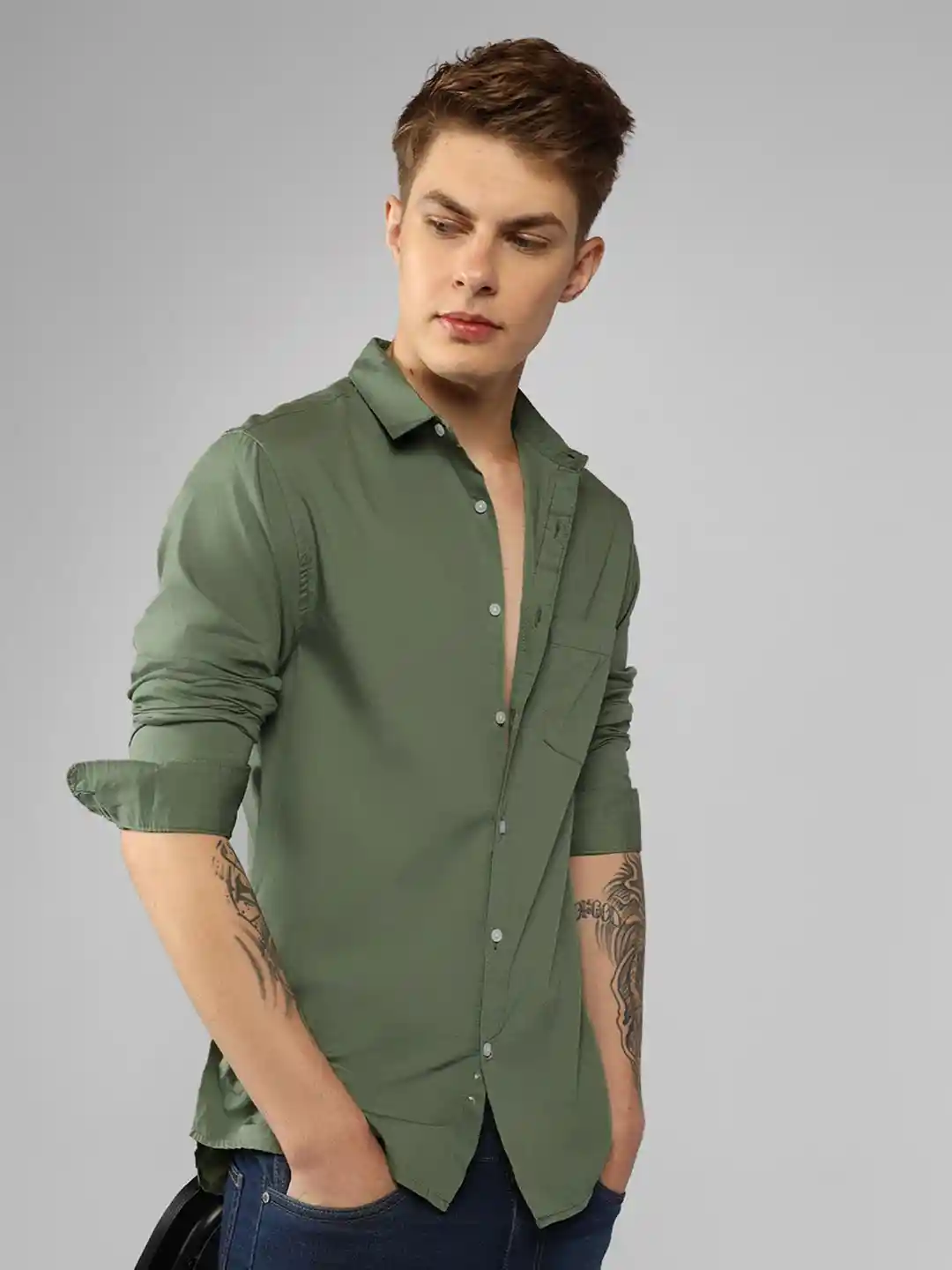 Dennis Lingo Men Olive Green Slim Fit Casual Shirt