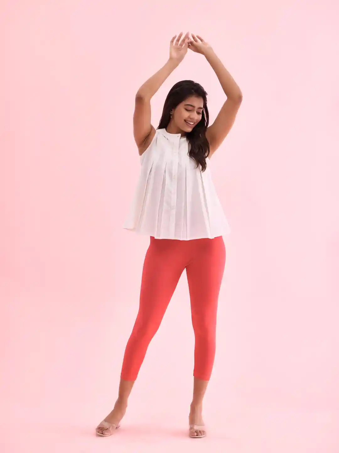 Go Colors Women Red Solid 3/4 Length Leggings