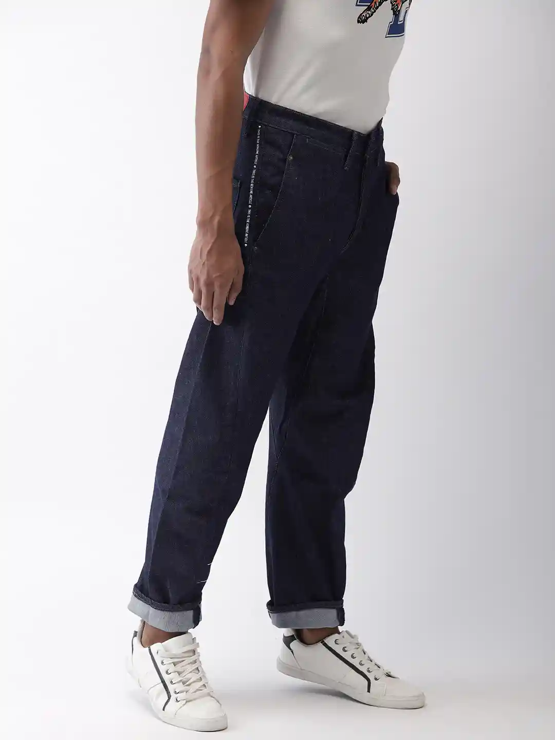 Buy Levis Men Blue Baggy Loose Tapered Fit Mid-Rise Clean Look