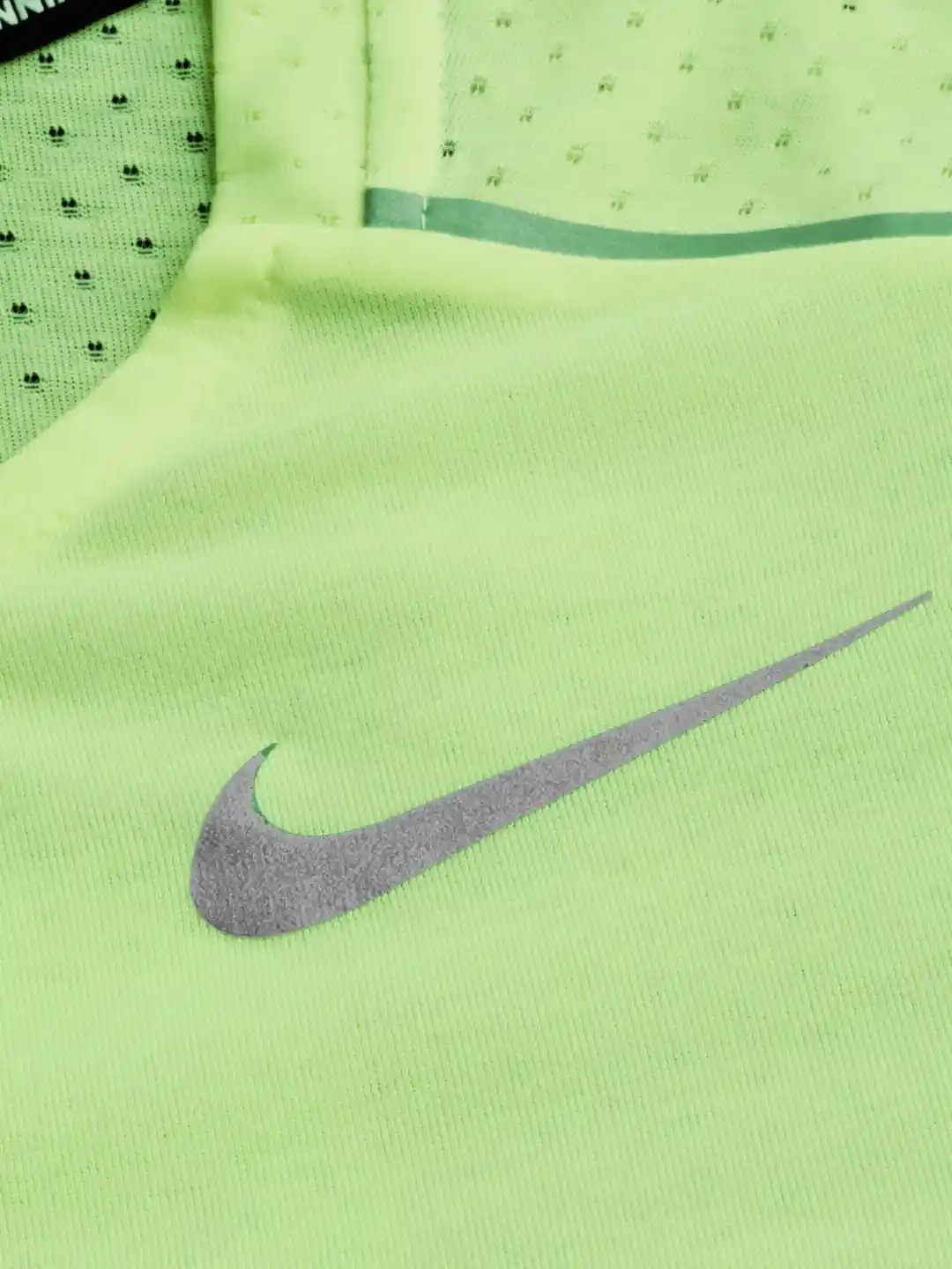Buy Nike Men Fluorescent Green Standard Fit AS M NK BRTHE RISE 365