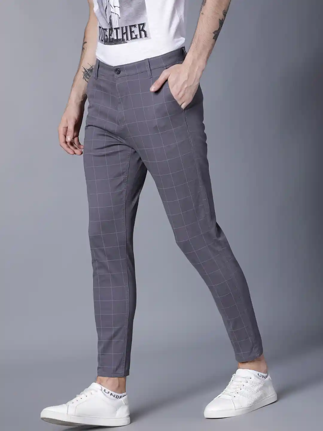Buy HIGHLANDER Men Grey Slim Fit Checked Trousers Trousers for