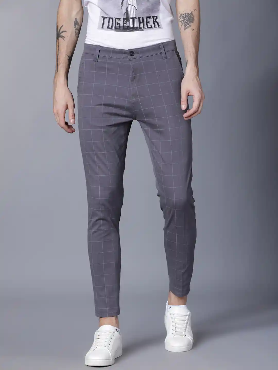 HIGHLANDER Men Grey Slim Fit Checked Trousers