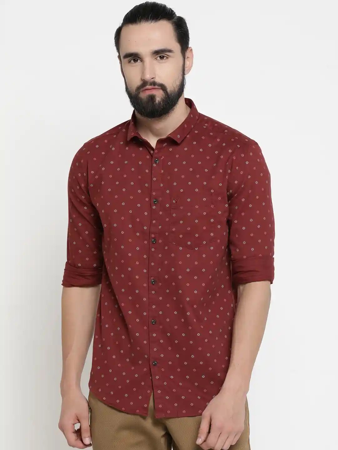 SHOWOFF Men Maroon Off-White Printed Slim Fit Casual Shirt