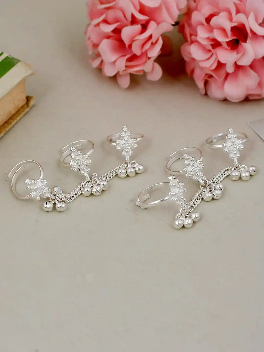 Buy Silvermerc Designs Women Set Of Silver-Toned Triple Toe Ring