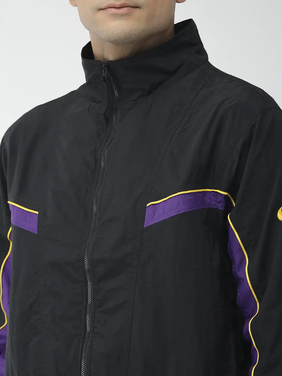 Buy Nike Men Black Solid Loose Fit As Los Angeles Lakers NBA