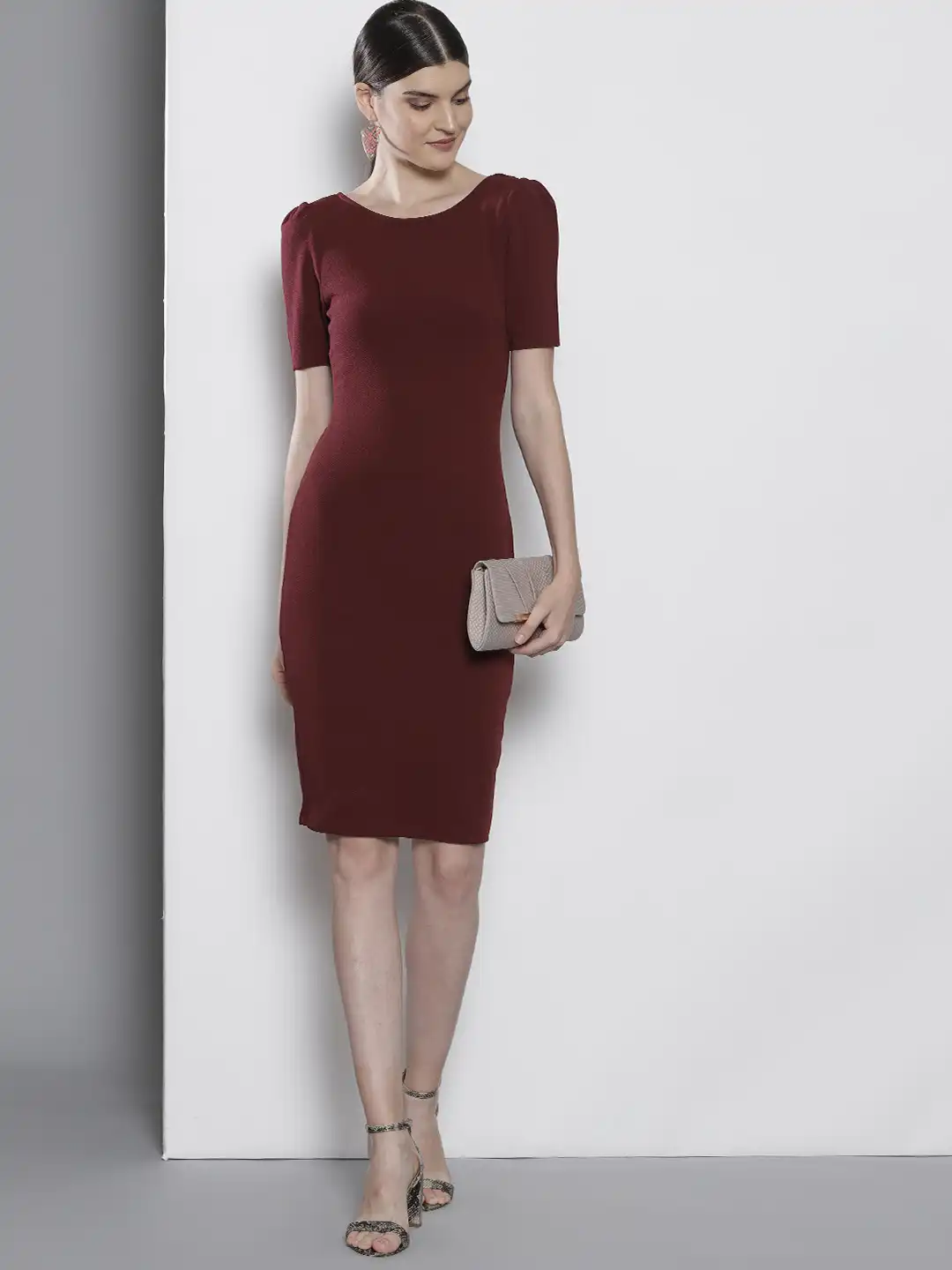 Buy DOROTHY PERKINS Women Burgundy Solid Sheath Dress - Dresses for Women  10580192 | Myntra