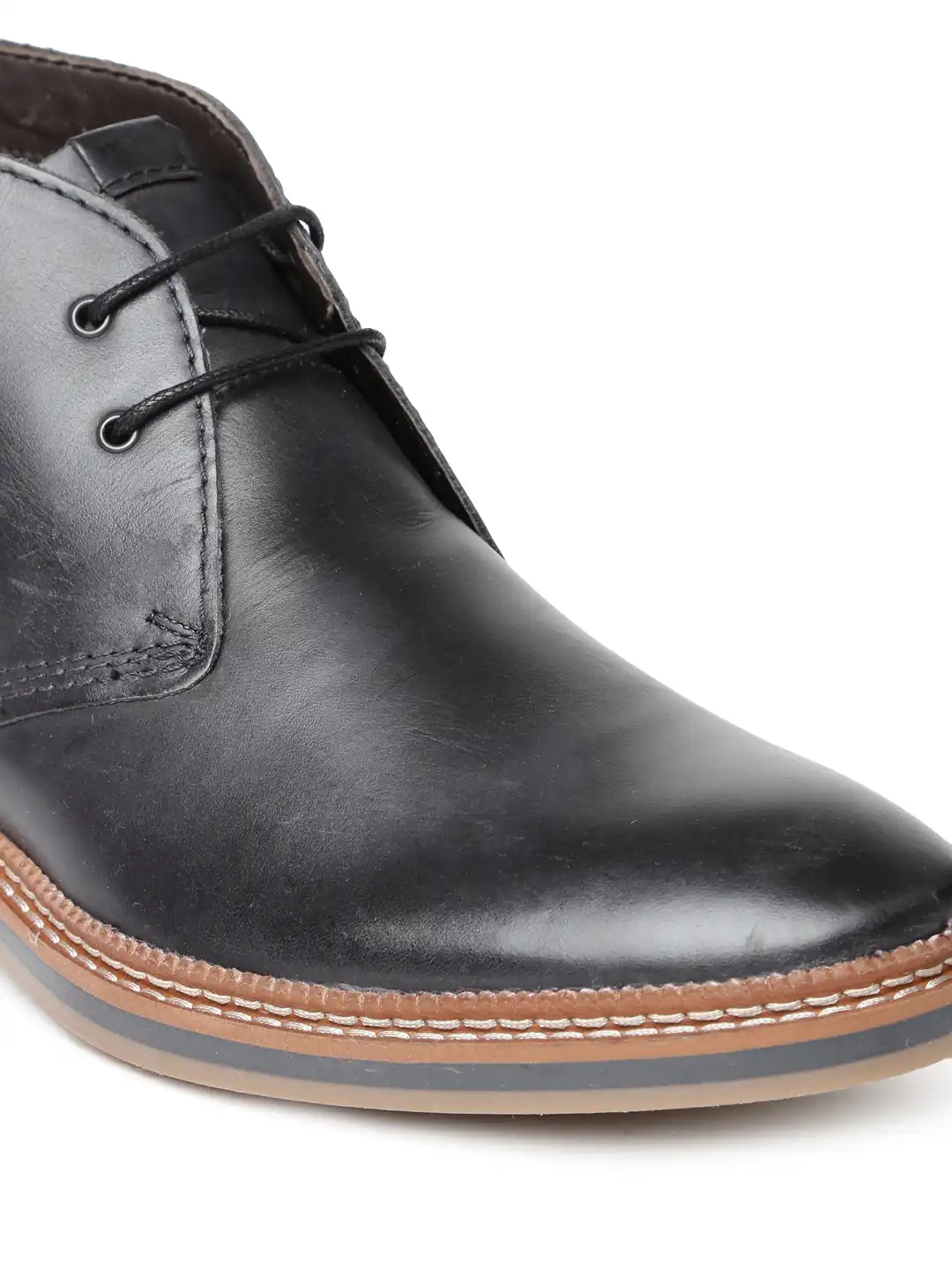 Buy Clarks Men Black Grimsby Leather Chukka Boots - Boots  display picture 3