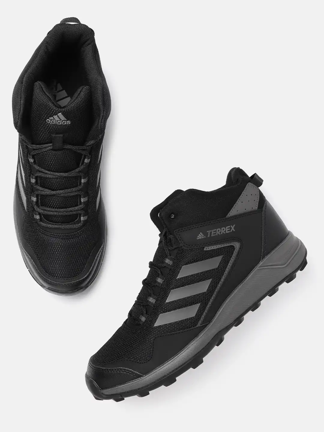 adidas men's trail rocker mid track and field shoe