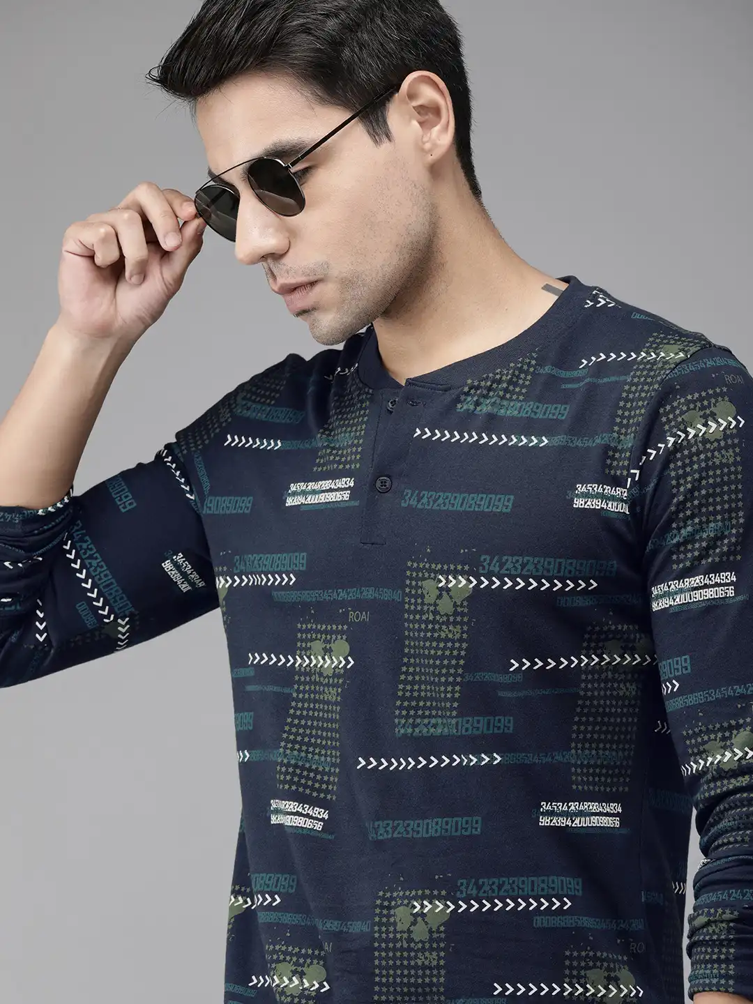 Buy Roadster Men Navy Blue Printed Henley Neck Pure Cotton T-shirt