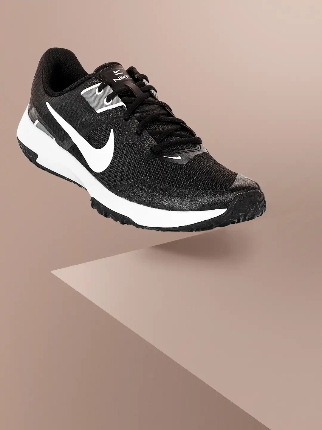 tenis nike varsity complete trainer