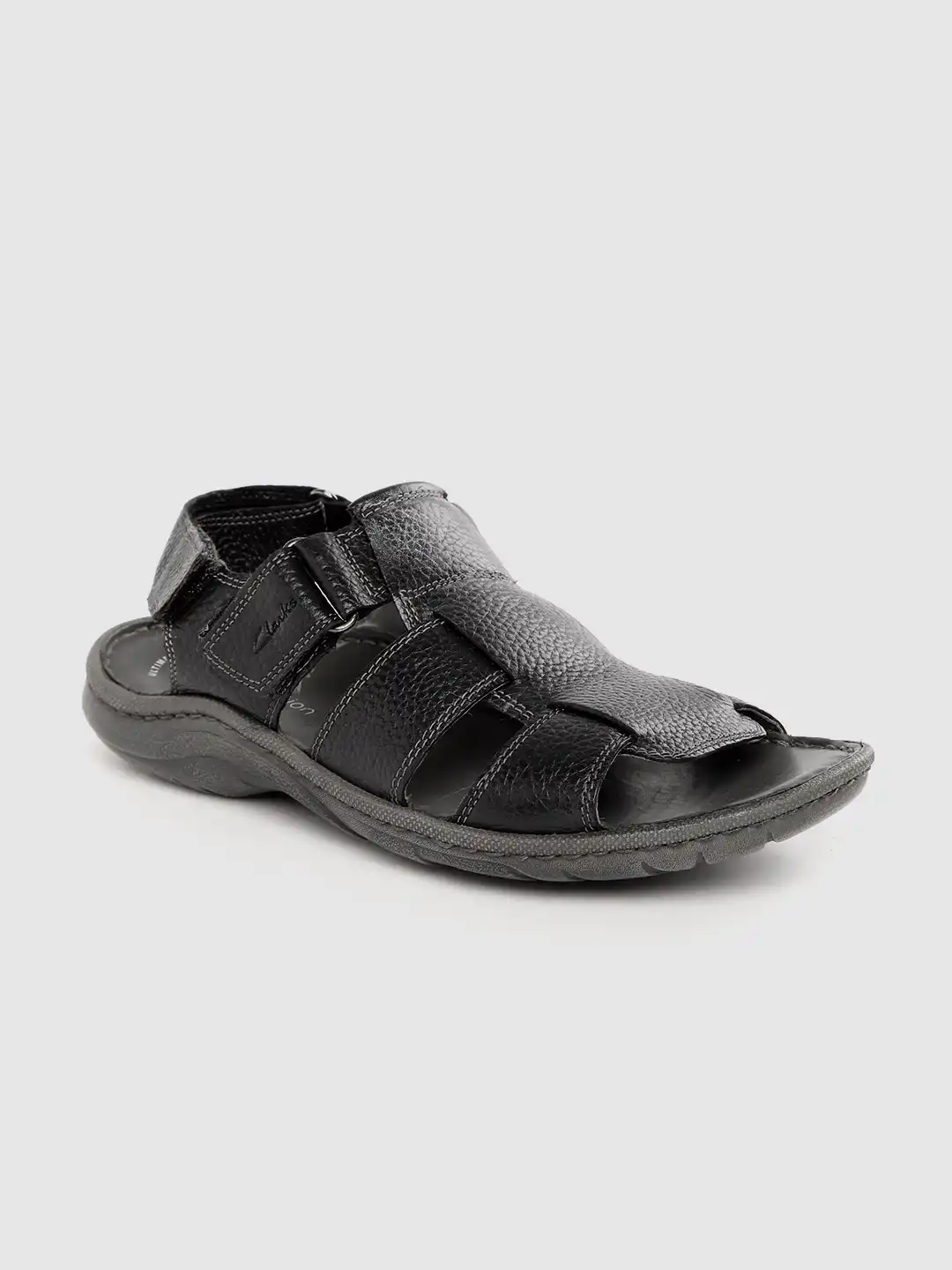 Buy Clarks Men Black Leather Fisherman Sandals - Sandals for  display picture 3