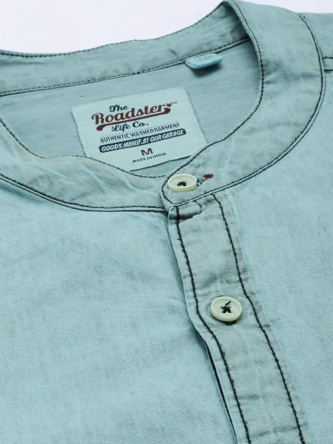 Buy Roadster Men Blue Casual Denim Shirt - Shirts for Men 12919498