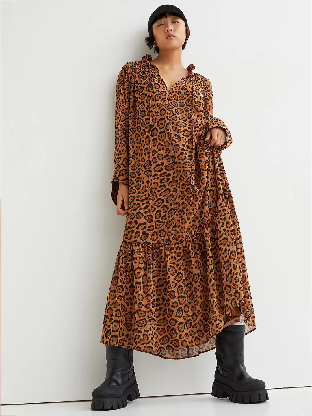 Buy H&M Women Brown & Black Printed Tie -Up Neck Long Chiffon Dress - Dresses for Women 16590726
