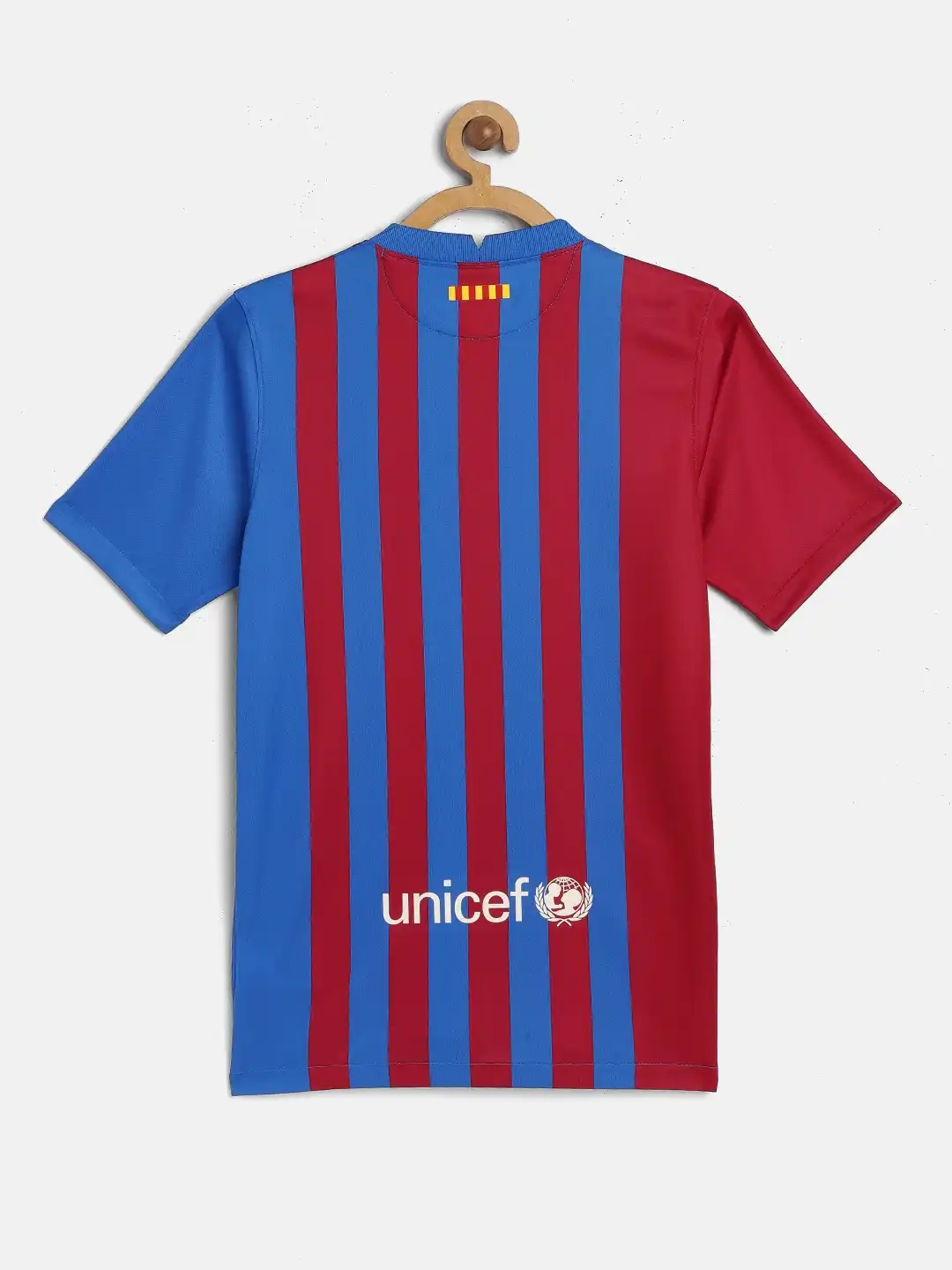 Nike FC Barcelona シャツ 赤青 ストライプ Buy Nike Kids Blue & Maroon FC Barcelona StripedFootball T-shirt