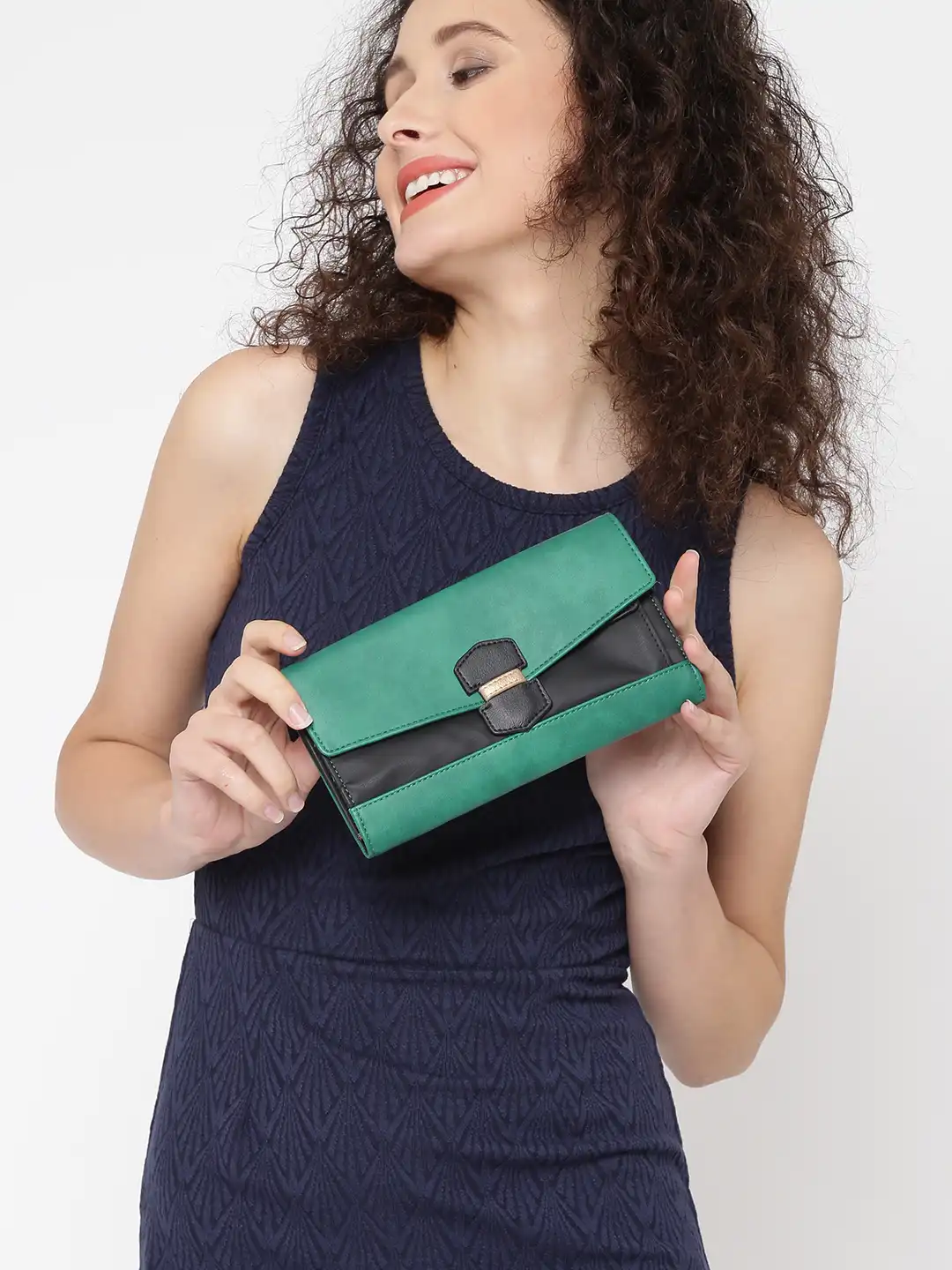 Buy Baggit Women Green & Black Colourblocked Wallet - Wallets for