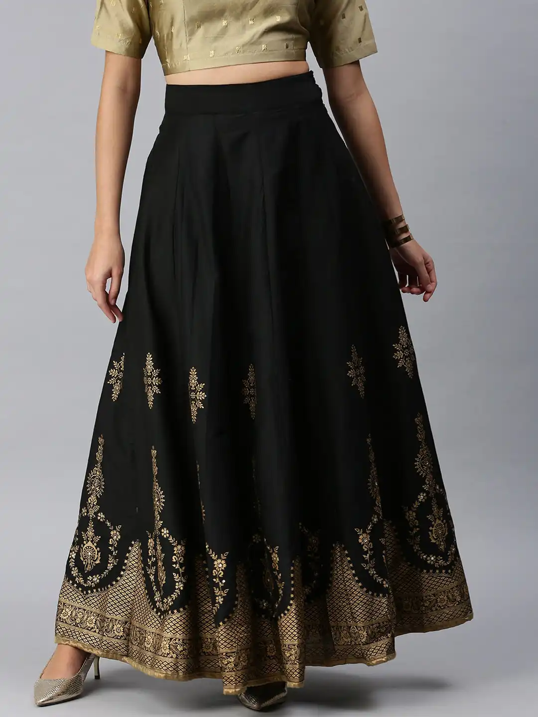 Buy De Moza Women Black & Gold-Coloured Printed Flared Skirt