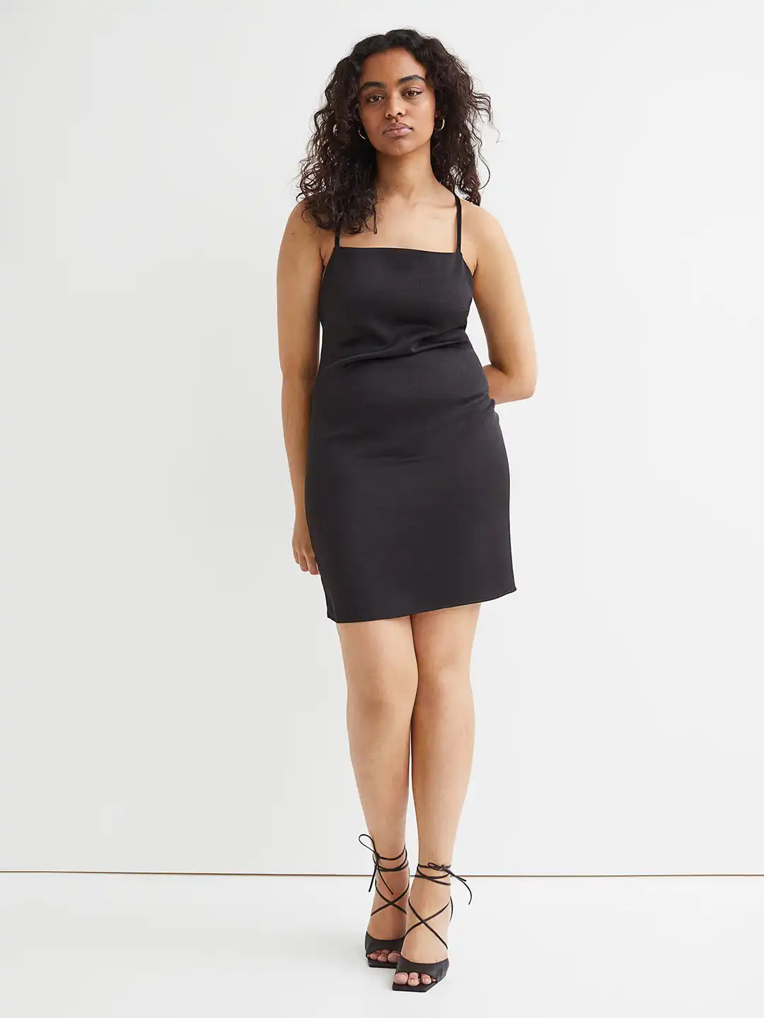 Buy H&M Women Black Satin Slip Dress - Dresses for Women 17941284 | Myntra
