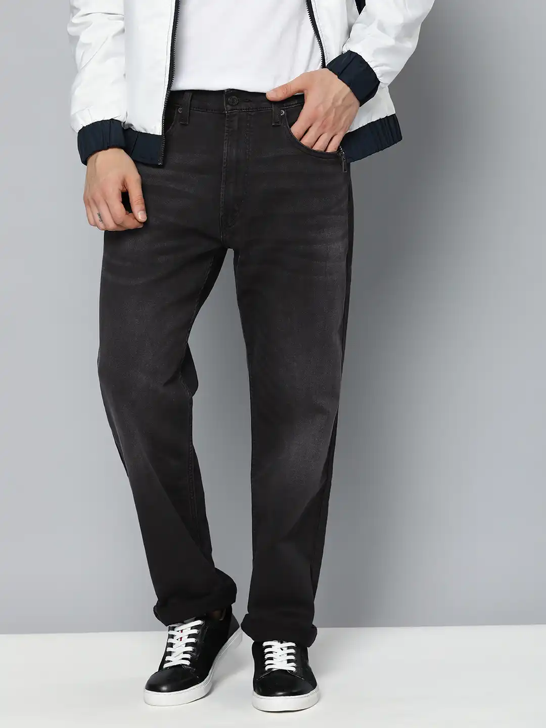 Buy Levis Men Black 551Z Straight Fit Mid Rise Light Fade