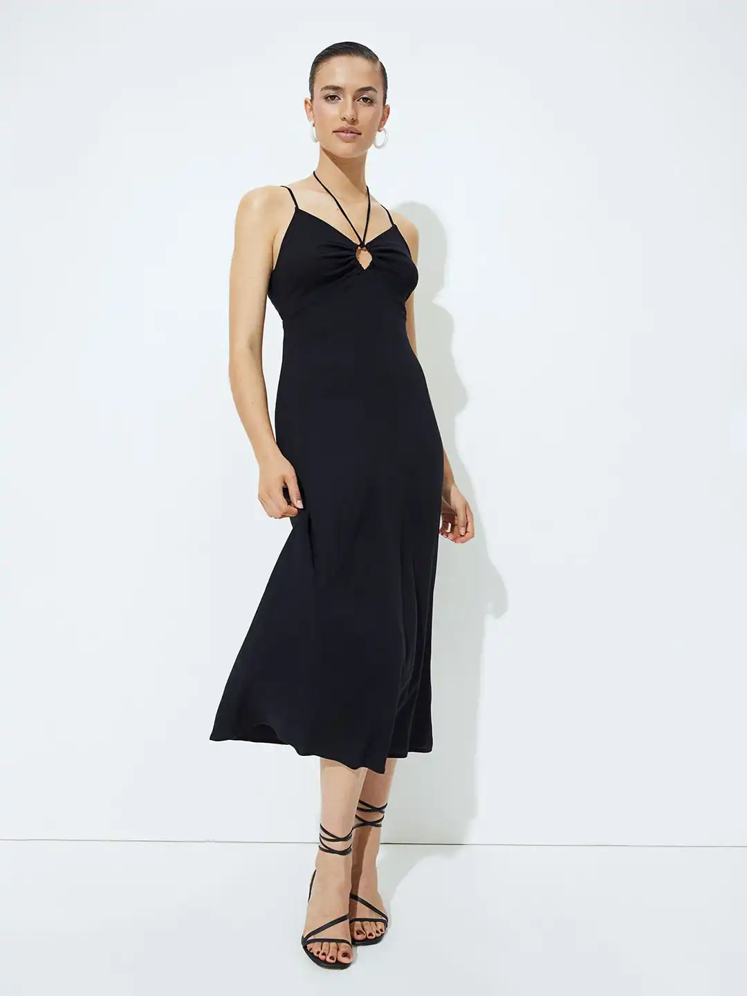 Buy H&M Black Open-Backed Midi Dress - Dresses for Women 19147738 | Myntra