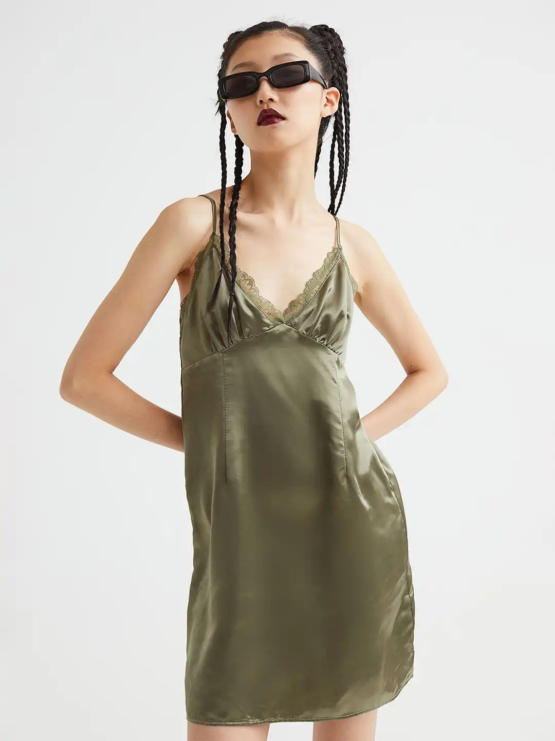 h&m satin green dress Women's Dark green Satin cape dress