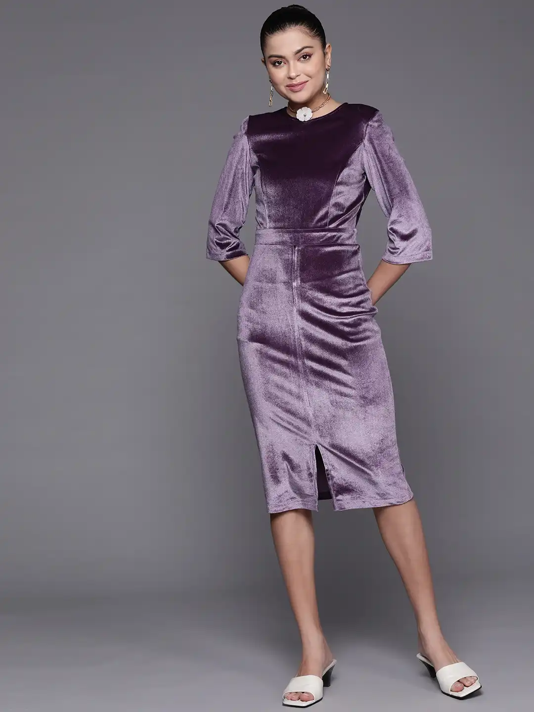 Buy SASSAFRAS Women Purple Solid Velvet Sheath Midi Dress Buy SASSAFRAS Women Purple Solid Velvet Sheath Midi Dress