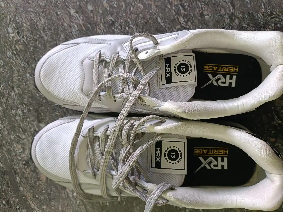 Buy HRX by Hrithik Roshan Men White & Grey Heritage Colourblocked