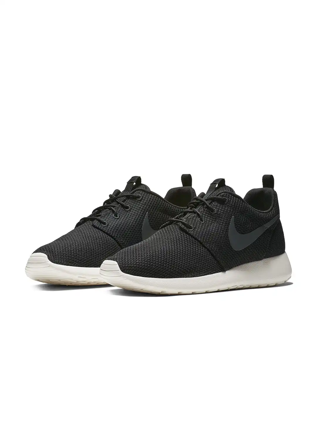 black nike roshe one mens