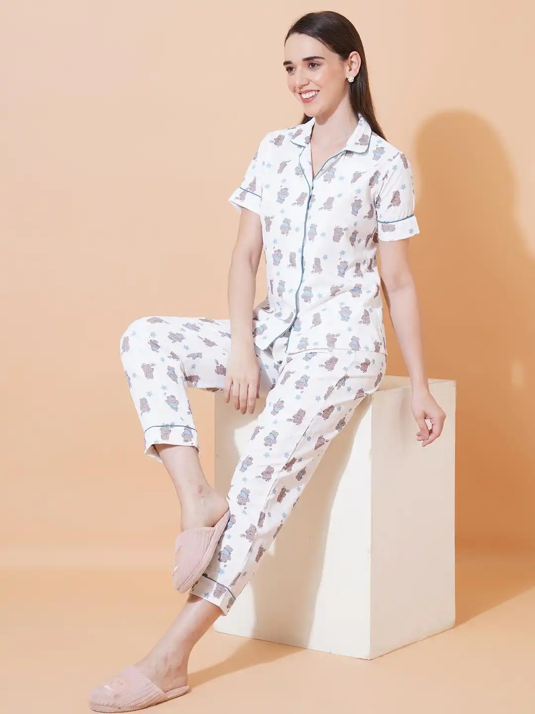 Buy ARV TRENDS Women White & Blue Teddy Bear Print Knitted Pajama