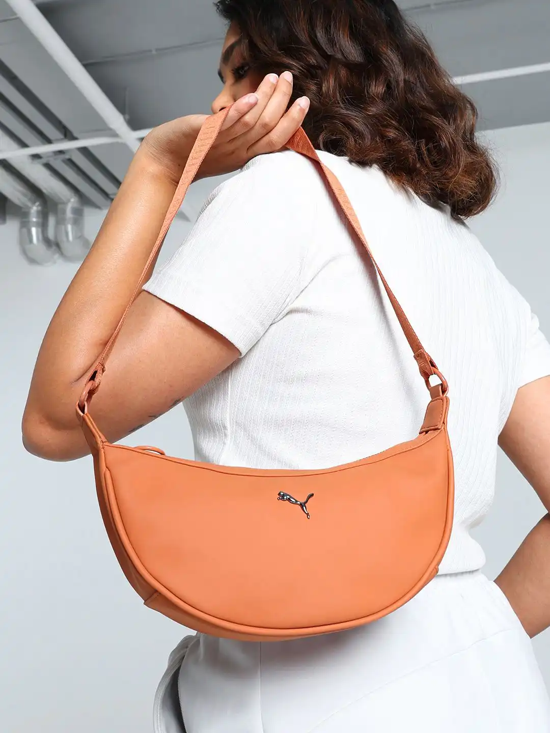 Buy Puma Pu Zen Women Handbag - Handbags for Unisex 32589175 | Myntra