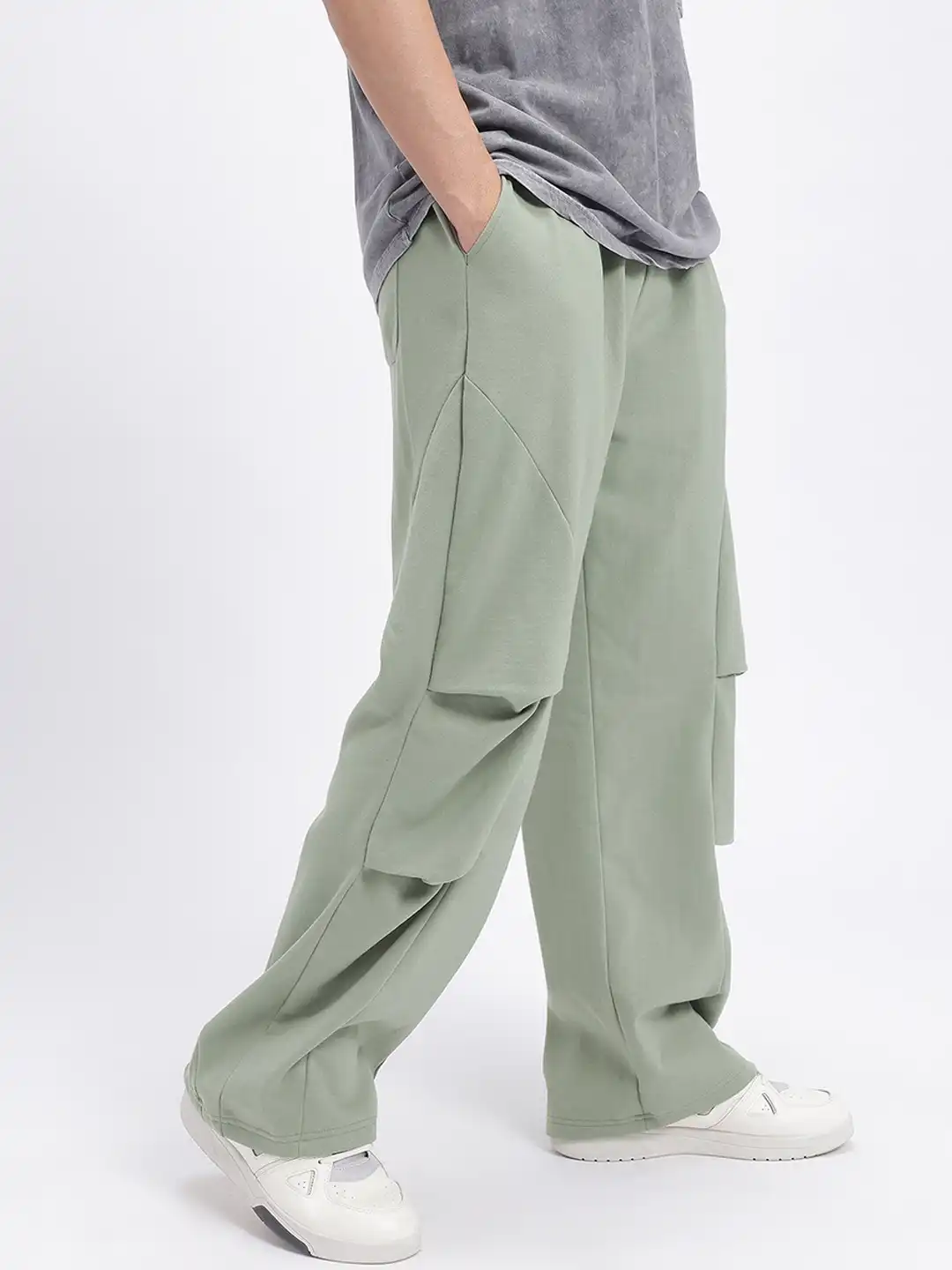 Buy glitchez Men Mid-Rise Pleated Baggy Fit Fleece Track Pants