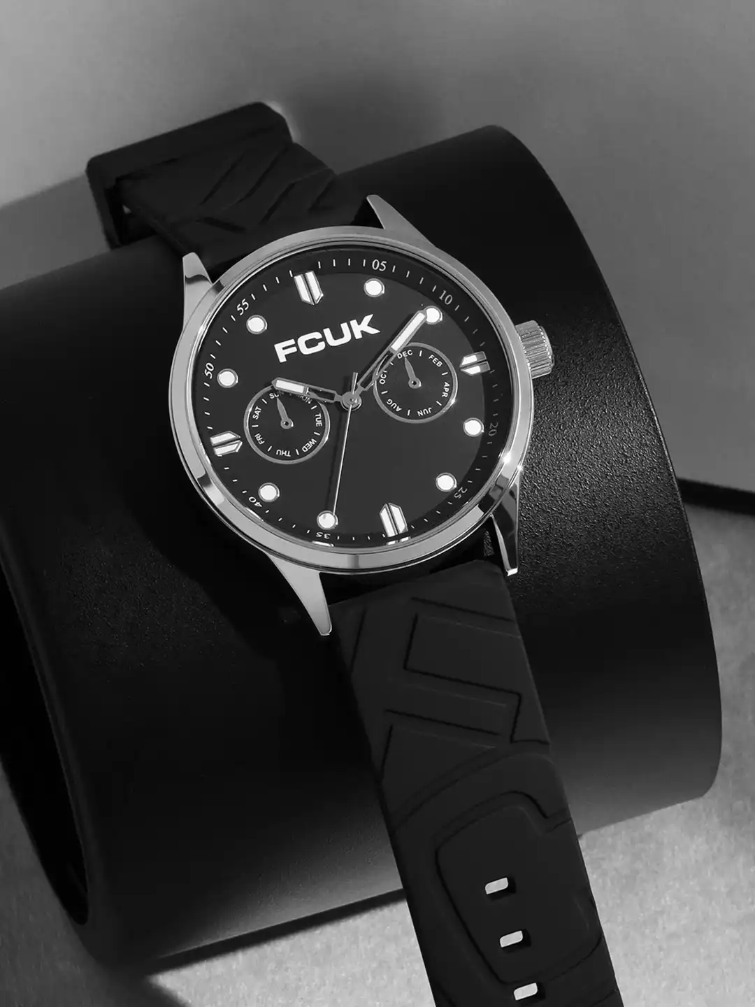 Buy FCUK Trackor Men Printed Dial & Straps Analogue Watch FC182B