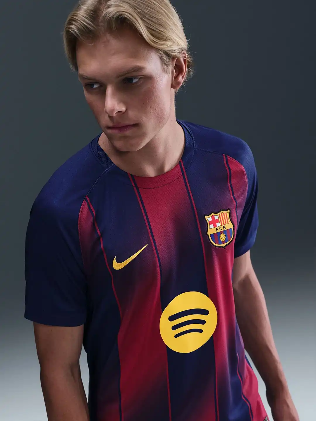 myntra nike fc t shirt