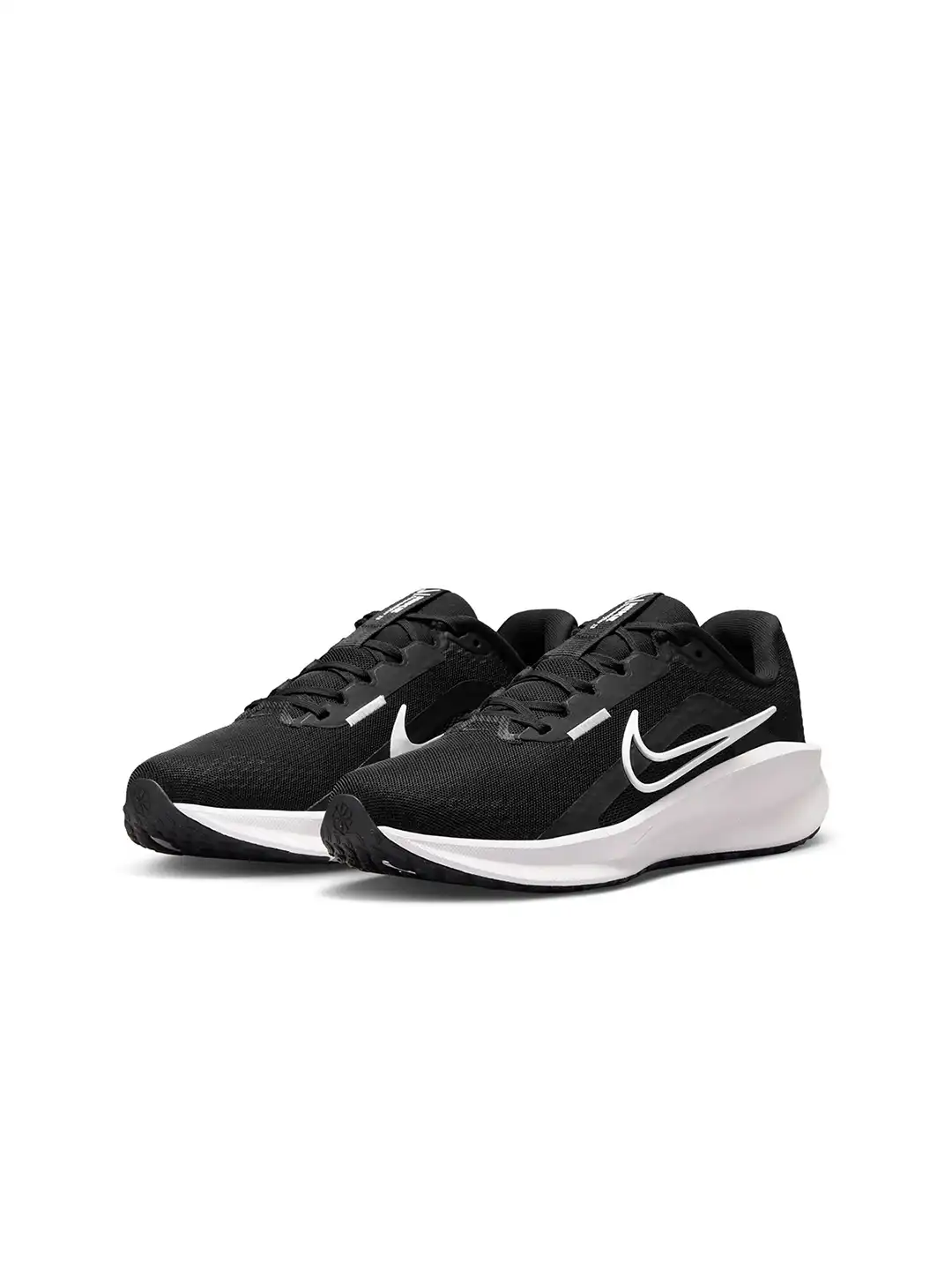 nike running shoes for women black